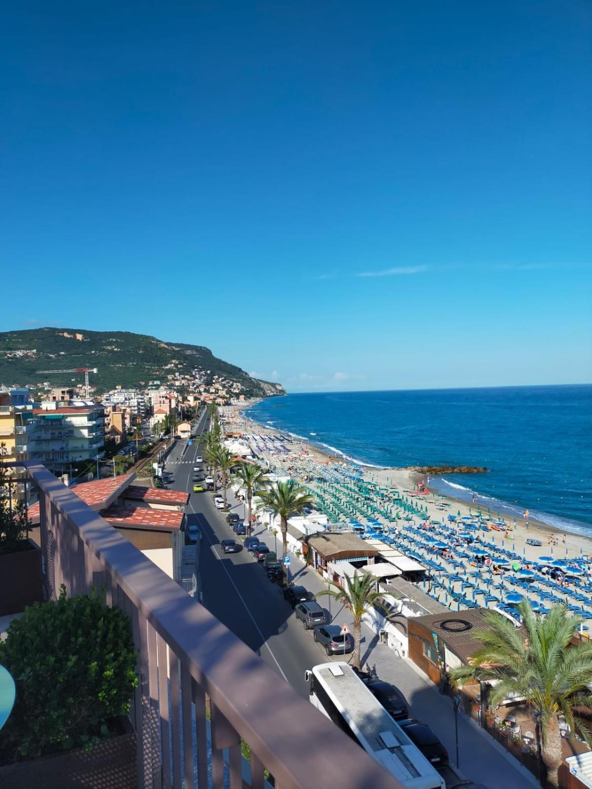 Ca Degli Ulivi Otel Finale Ligure Dış mekan fotoğraf